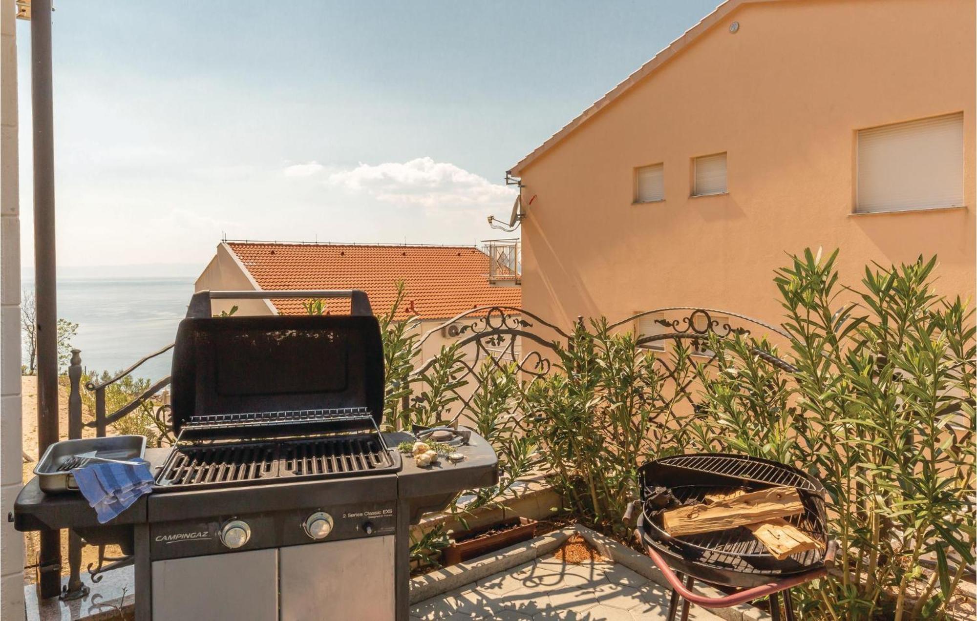Nice Apartment In Krvavica With House Sea View Exterior foto